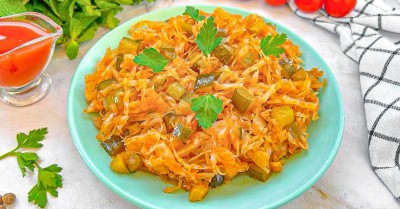 Тушеная капуста с огурцами