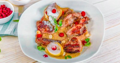 Тушеный гусь кусочками