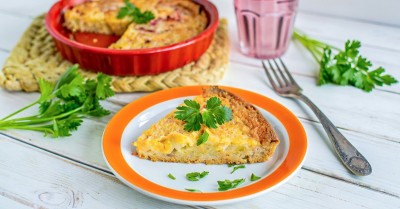 Шарлотка с капустой в духовке