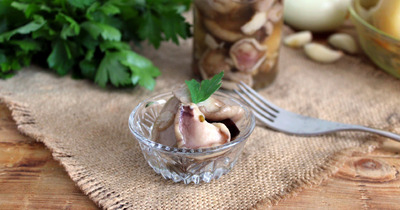 Вкусно маринуем маслята на зиму