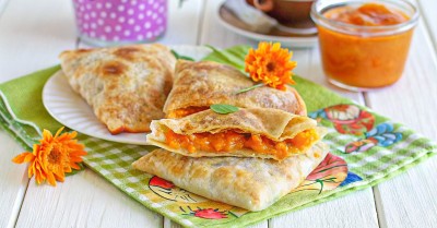 Плацинды молдавские с тыквой в духовке