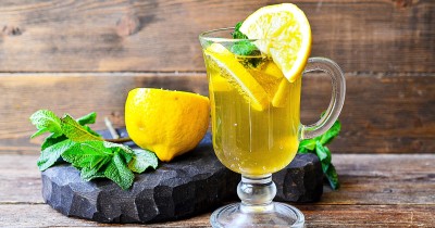 Коктейль Мохито с лимоном алкогольный напиток