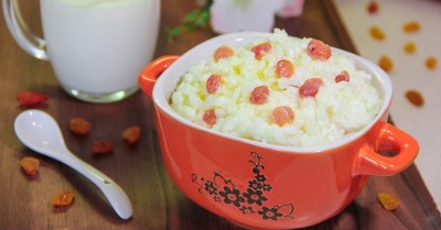 Рисовая каша с изюмом в мультиварке на молоке и воде