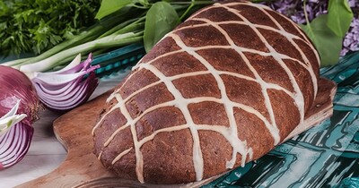 Ржаной хлеб с луком и розмарином в хлебопечке
