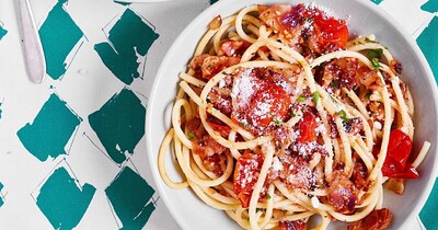 Паста болоньезе с вялеными томатами