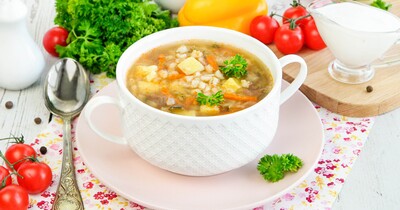 Как варить рассольник с огурцами