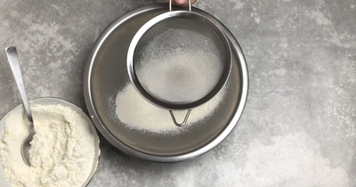 Зачем просеивать муку