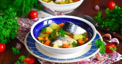 Рыбный суп из скумбрии свежемороженой с картошкой