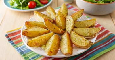 Картофель в кожуре запеченный в духовке на праздник