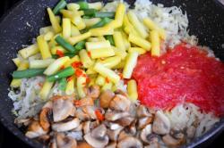 Тушеная капуста со стручковой фасолью Тушеная капуста со стручковой фасолью