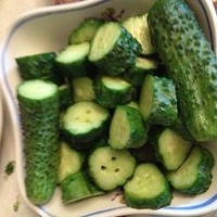 Малосольные огурцы с сахаром сухой способ