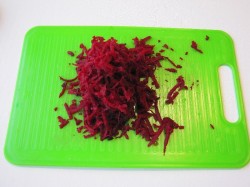 Селедка в картошке в виде клубники. zakuska s seldu klubnichki 1419254704 fe 1 min. Селедка в картошке в виде клубники фото. Селедка в картошке в виде клубники-zakuska s seldu klubnichki 1419254704 fe 1 min. картинка Селедка в картошке в виде клубники. картинка zakuska s seldu klubnichki 1419254704 fe 1 min. Вобщем-то схема этого рецепта всем давно знакома. Вот решила поработать над оформлением. Уверена, ваши гости будут приятно удивлены.