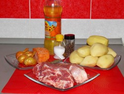 Тушеная картошка с мясом в мультиварке Тушеная картошка с мясом в мультиварке