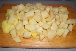 Тушеная картошка с мясом в мультиварке Тушеная картошка с мясом в мультиварке