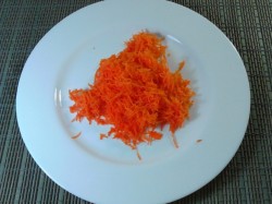 Ежики из фарша с рисом на сковороде с подливой Ежики из фарша с рисом на сковороде с подливой