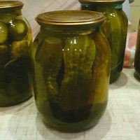 Кисло-сладкие огурцы на зиму в банках без уксуса