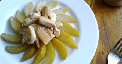 Курица с грушей