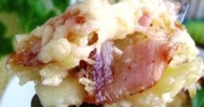 Сочная запеканка из картофеля с грудинкой