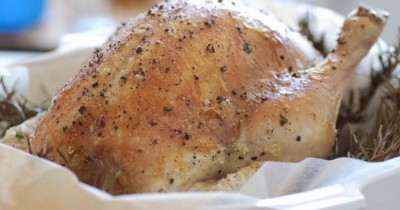 Запеченная курица с мандаринами целиком