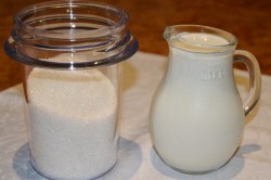Карамельно-сливочный соус для торта, десертов, блинов Карамельно-сливочный соус для торта, десертов, блинов