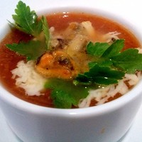 Томатный суп с морепродуктами