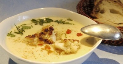Сырный суп с цветной капустой и сливками