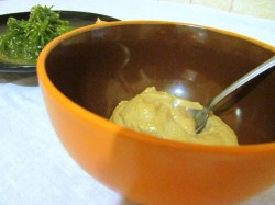 Салат Чука с ореховым соусом Салат Чука с ореховым соусом