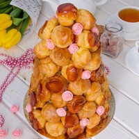 Торт из профитролей Крокембуш
