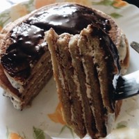 Блинный торт с бананами шоколадоми и овсяной мукой