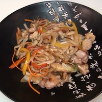 Курица в кисло сладком соусе в домашних условиях Курица в кисло сладком соусе в домашних условиях