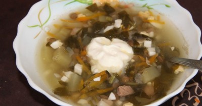 Щавелевый суп с чечевицей