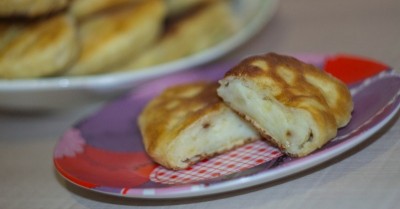 Пирожки с картошкой на кефире на сковороде