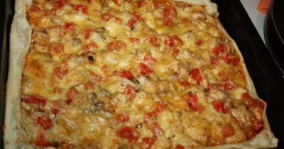 Пицца на слоеном тесте