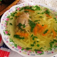 Молдавская зама суп с болгарским перцем и курицей