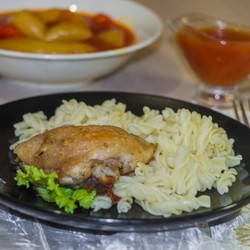 Курица с чесноком в майонезе в духовке