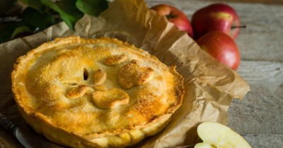 Осенний пирог с яблочной начинкой