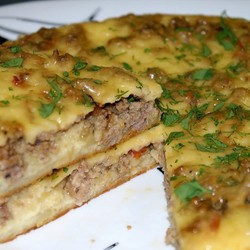 Картофельная запеканка с фаршем в мультиварке