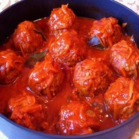 Мясные тефтели с рисом с подливкой