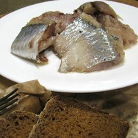 Смотреть Как Посолить Селёдку В Домашних Условиях Вкусно видео Смотреть Как Посолить Селёдку В Домашних Условиях Вкусно видео