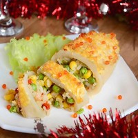 Запеченный кальмар с гавайской смесью и креветками