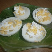 Закуска из яиц с сыром