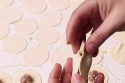 Как лепить манты красиво Как лепить манты красиво