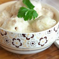 Тефтели в молочном соусе
