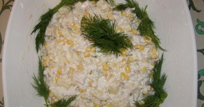 Салат из филе курицы ананаса кукурузы и риса
