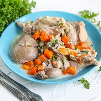 Тушеный кролик Тушеный кролик