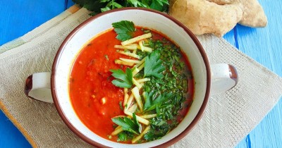 Индийский суп с имбирем и гарам масала