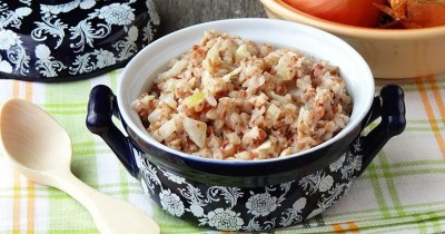 Гречневая каша с луком в мультиварке
