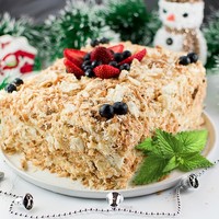 Классический наполеон со взбитыми сливками