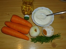 Морковь тушеная с луком и сметаной Морковь тушеная с луком и сметаной