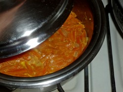 Морковь тушеная с луком и сметаной Морковь тушеная с луком и сметаной